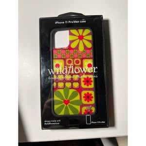 BRAND NEW UNOPENED WILDFLOWER CASES! iPhone 11 Pro Max 💓💗💖💕🤍
